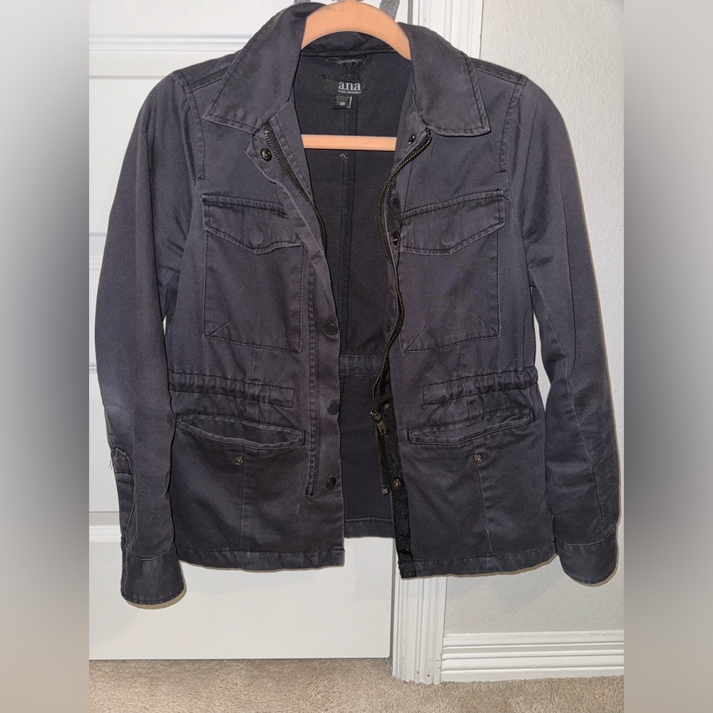 Women’s charcoal colored coat